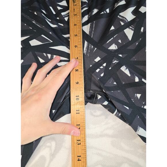 Under Armour Athleisure Leggings Abstract Black/White - Picture 3 of 6